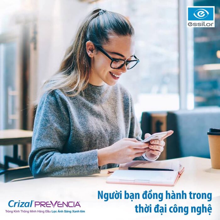 essilor prevencia chinh hang tai glassyzone 8