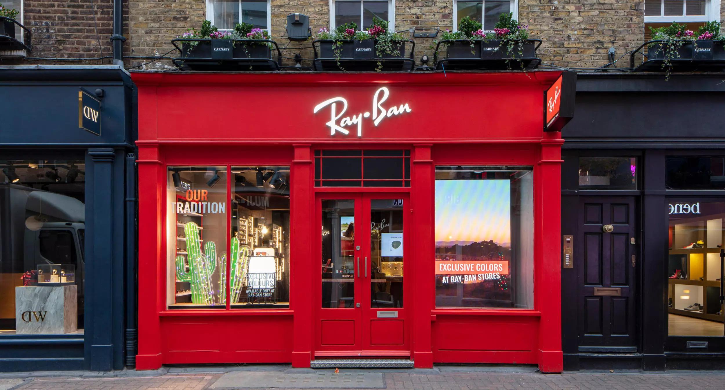 cửa hàng mắt kính Ray-Ban