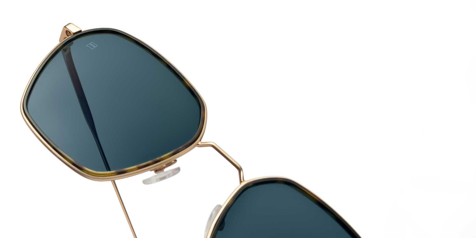 tròng kính Zeiss PhotoFusion X